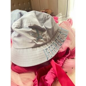 Jeffree Star Hat - Light Blue